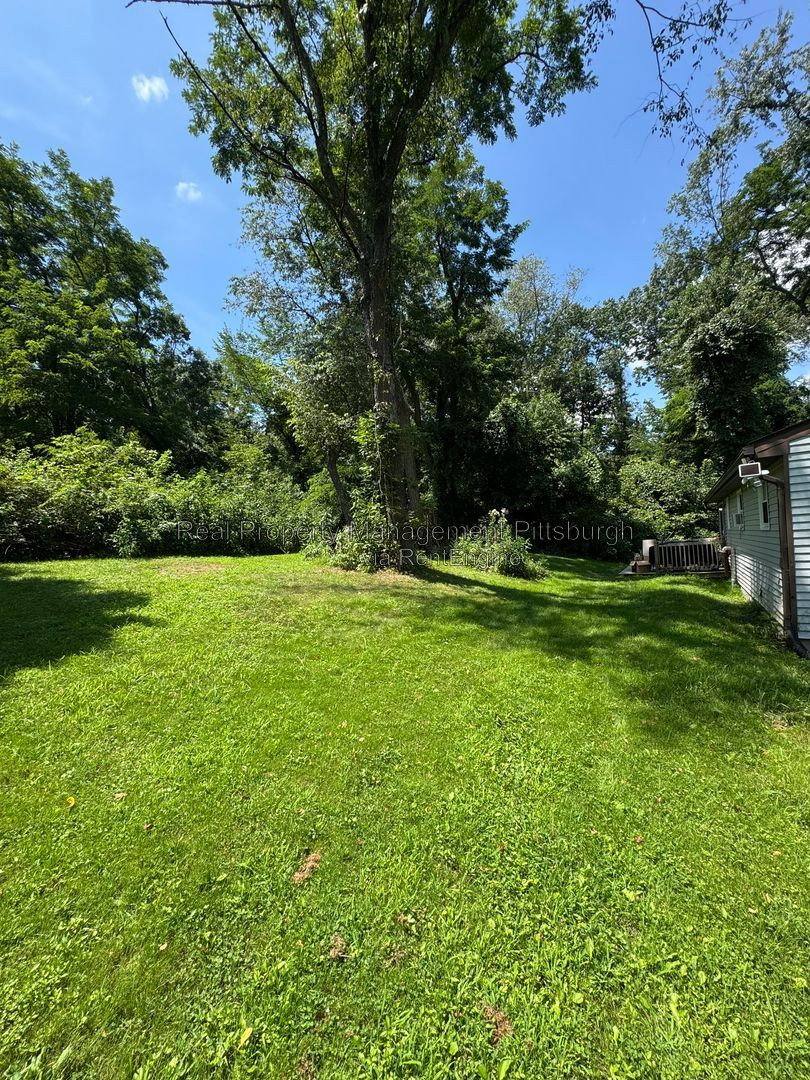 House for rent at 90 Walker Rd, Canonsburg, PA 15317
