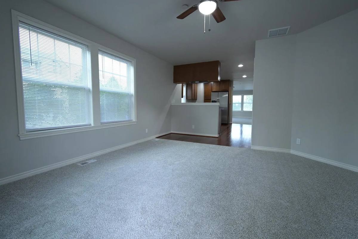 Townhouse for rent at 321 Hardie Ave NW #B, Renton, WA 98057
