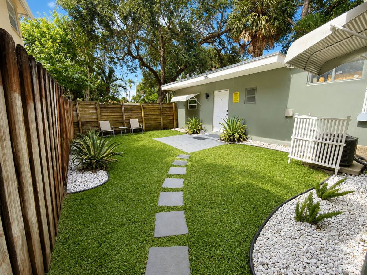 Apartment for rent at 854 SW 11th Court #B, Fort Lauderdale, FL 33315