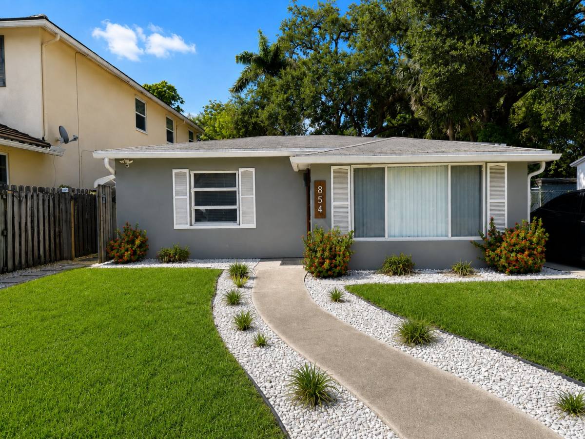 Apartment for rent at 854 SW 11th Court #B, Fort Lauderdale, FL 33315