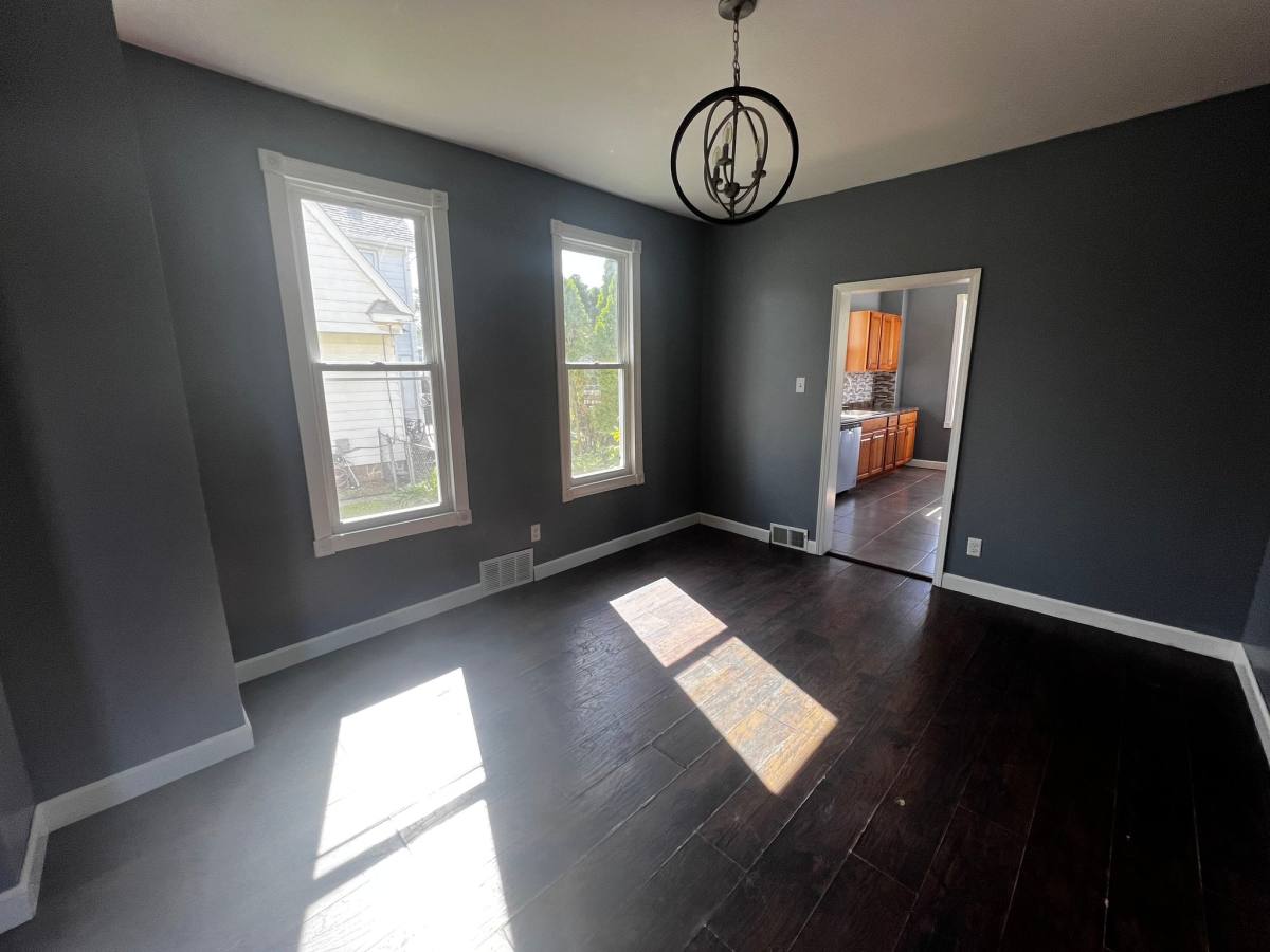 House for rent at 2704 Jackson Ave, Davenport, IA 52802