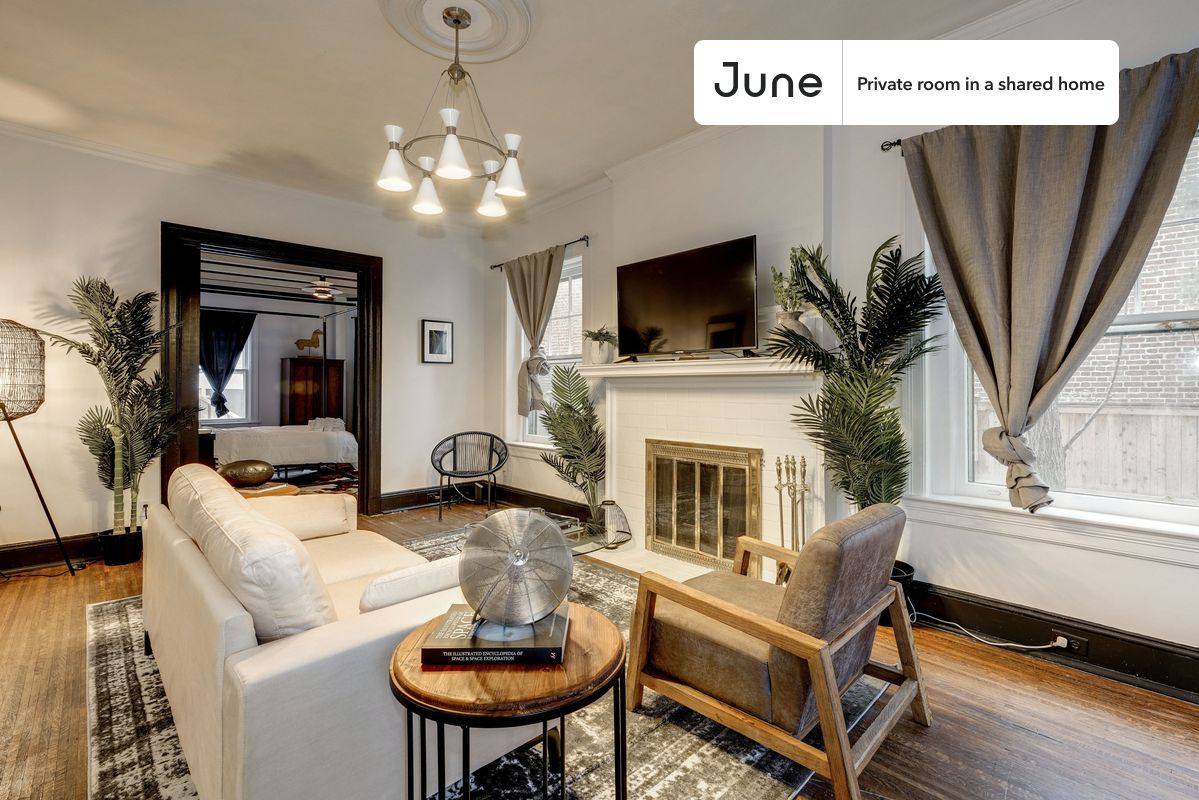 Apartment for rent at 2270 Cathedral Ave NW, Washington, DC 20008