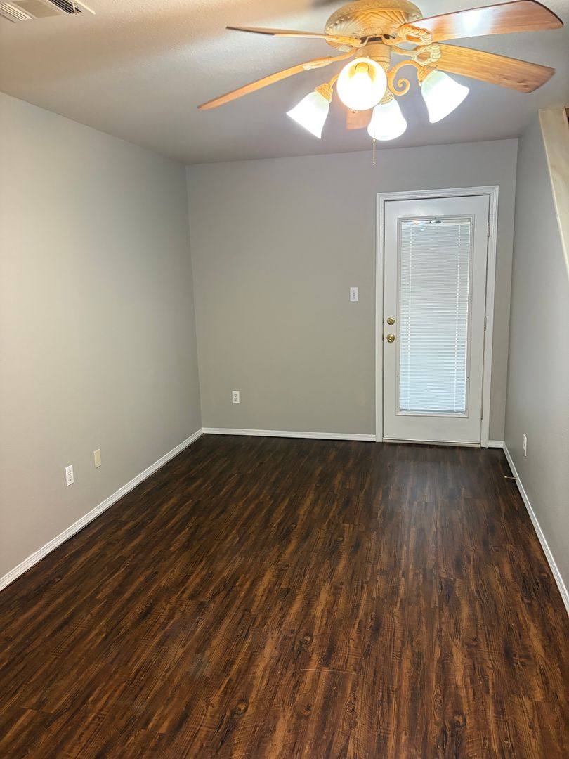 Apartment for rent at 1125 Grinnel, Greenwood, AR 72936