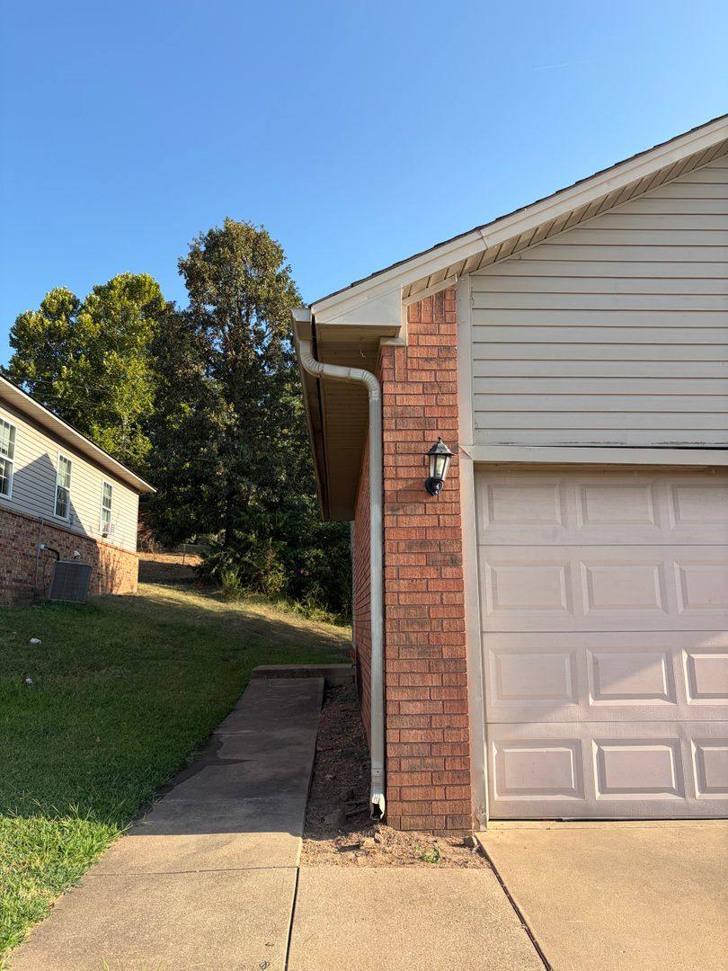Apartment for rent at 1125 Grinnel, Greenwood, AR 72936