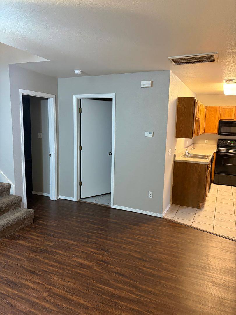 Apartment for rent at 1125 Grinnel, Greenwood, AR 72936