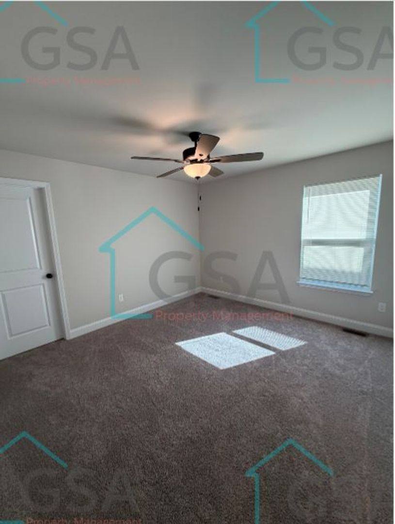 Townhouse for rent at 4304 Edwards Rd, Taylors, SC 29687