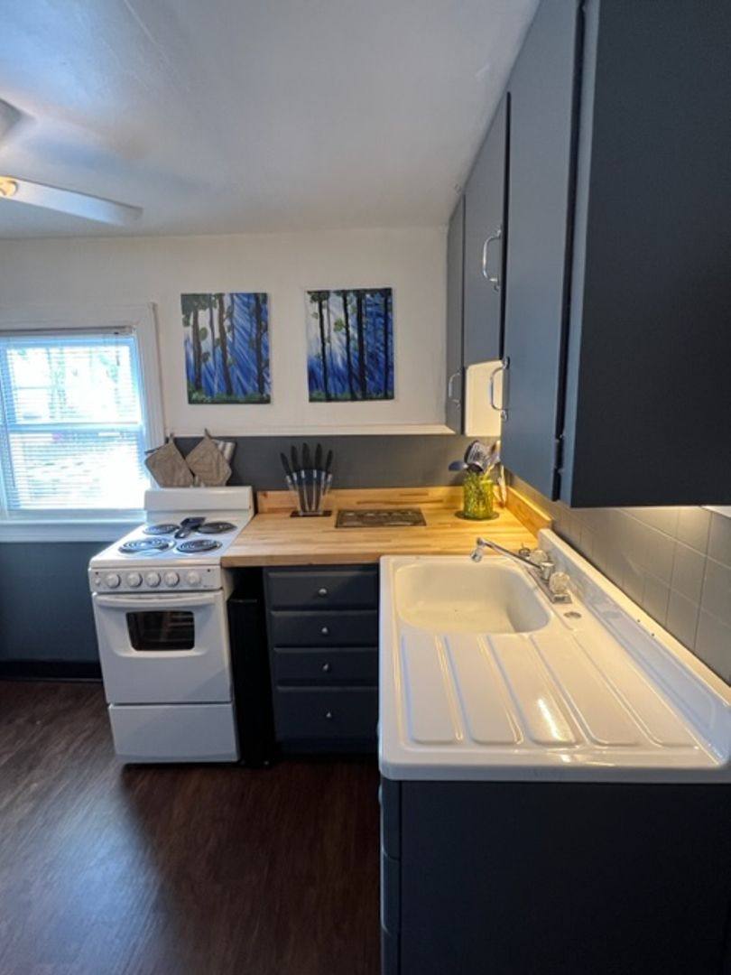 Apartment for rent at 409 San Antonio Blvd, Norfolk, VA 23505