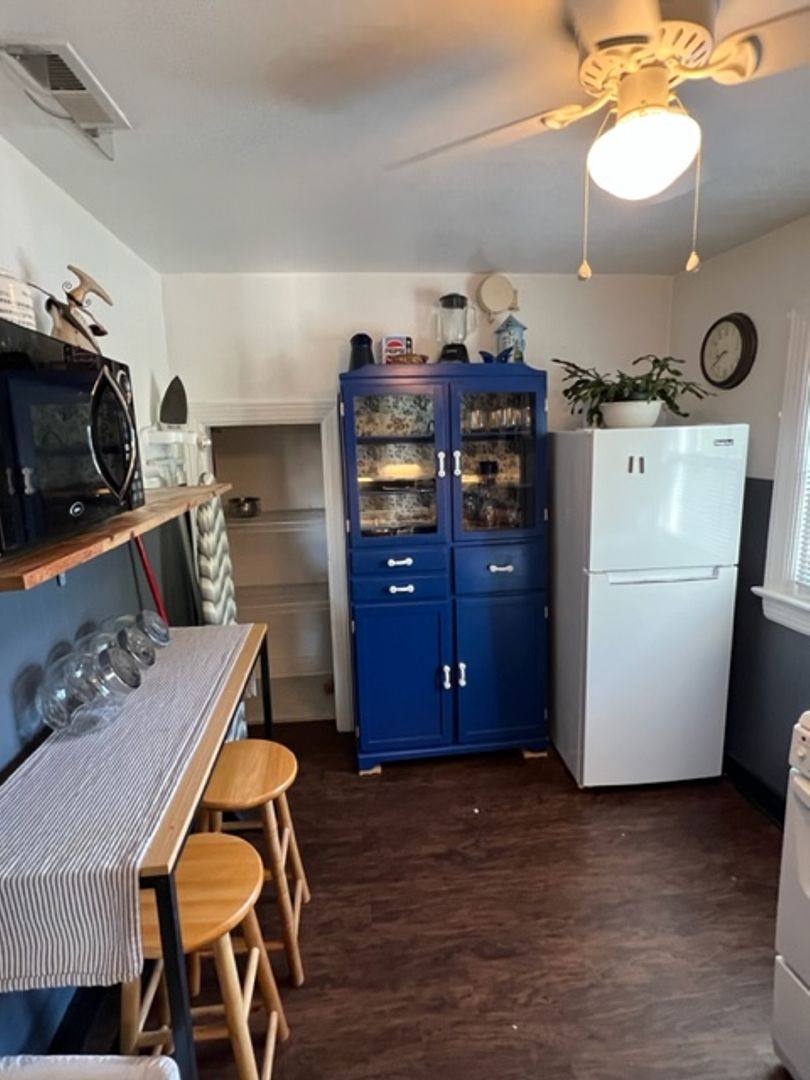 Apartment for rent at 409 San Antonio Blvd, Norfolk, VA 23505