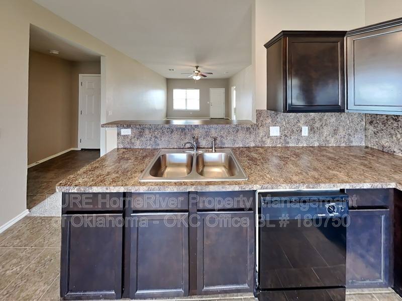 House for rent at 11817 NW 134th St, Piedmont, OK 73078