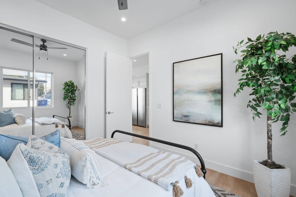 Apartment for rent at 1722 Burton St, San Diego, CA 92111