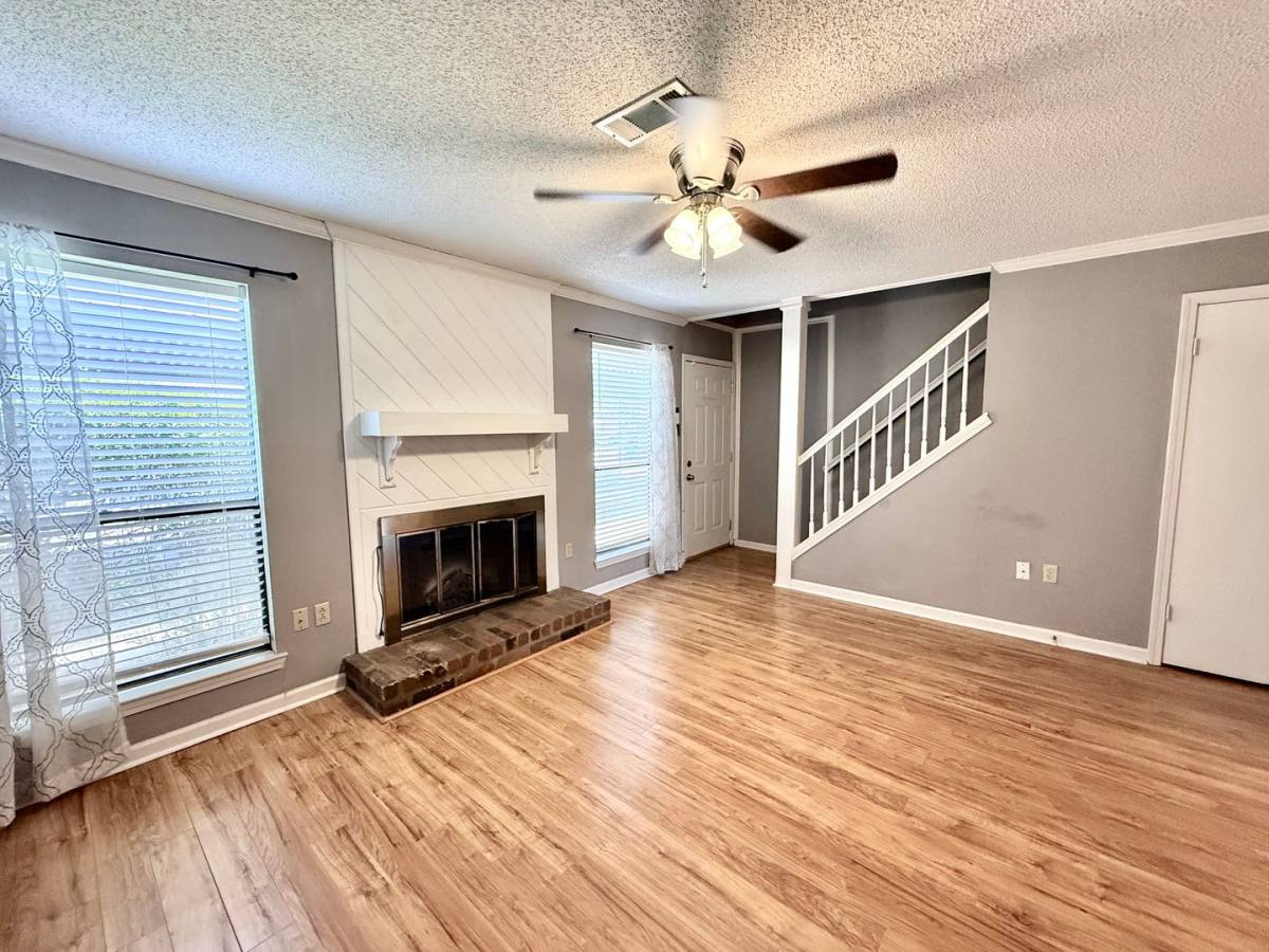 Townhouse for rent at 955 Ridgepoint Court, Baton Rouge, LA 70810