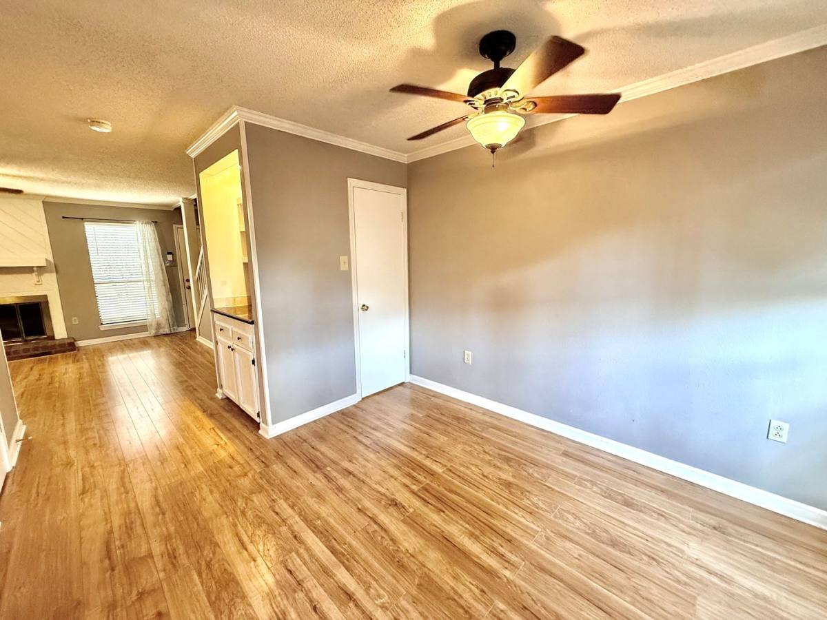 Townhouse for rent at 955 Ridgepoint Court, Baton Rouge, LA 70810
