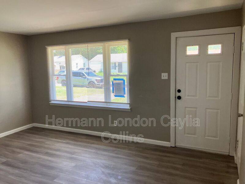 House for rent at 9859 Vickie Place, St. Louis, MO 63136