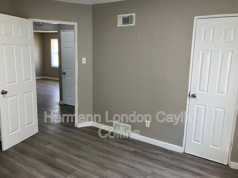 House for rent at 9859 Vickie Place, St. Louis, MO 63136