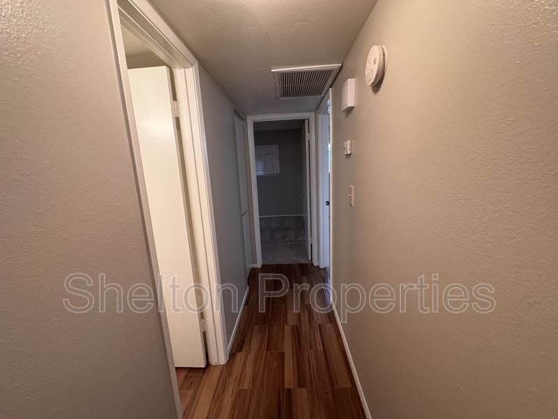 Condo for rent at 10103 N 97th Ave #B, Peoria, AZ 85345