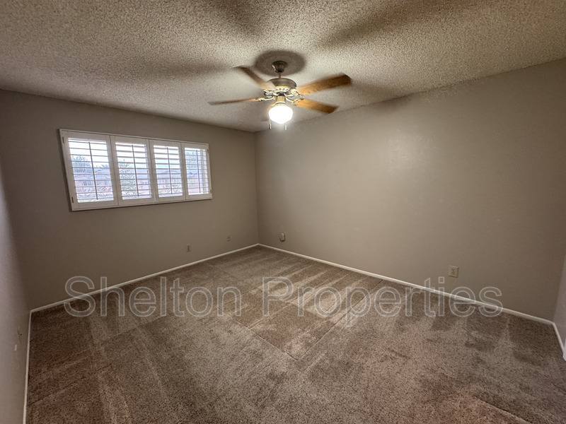Condo for rent at 10103 N 97th Ave #B, Peoria, AZ 85345