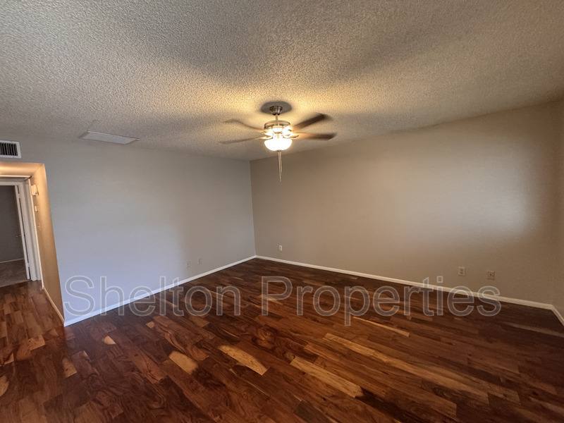 Condo for rent at 10103 N 97th Ave #B, Peoria, AZ 85345