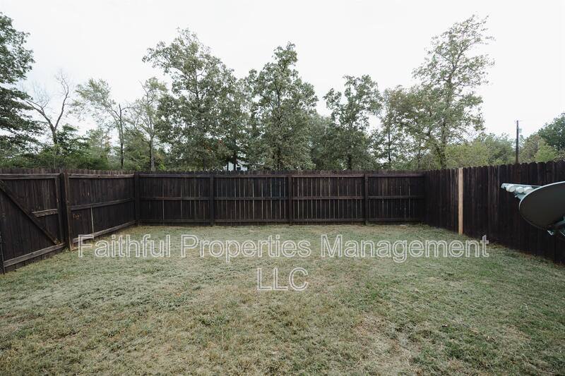 Apartment for rent at 14235 Cr 452 #5, Lindale, TX 75771