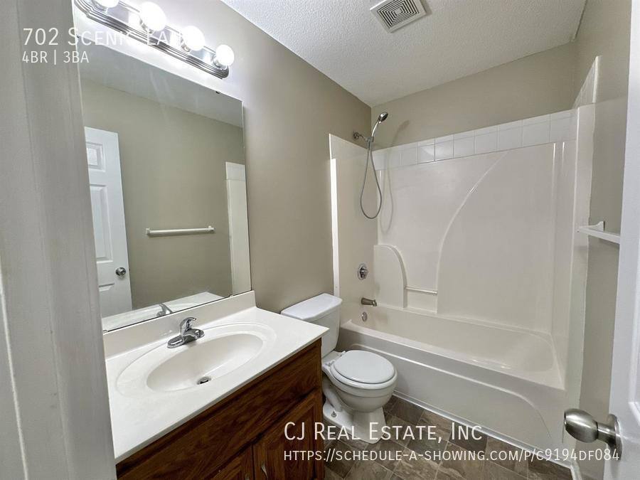 House for rent at 702 Scenic Lane, Grain Valley, MO 64029