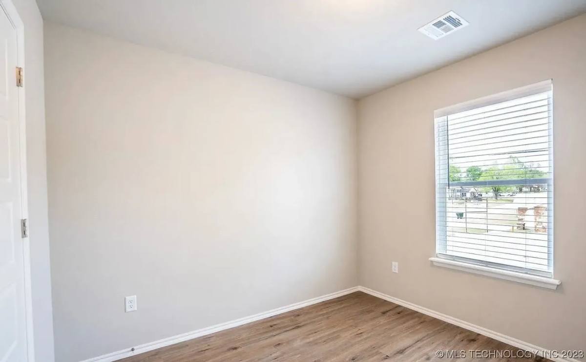 Townhouse for rent at 518 W 2nd St, Sand Springs, OK 74063