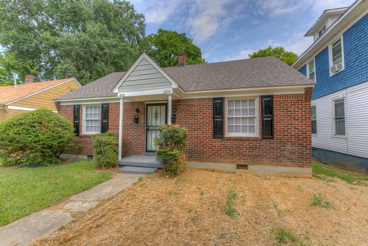 Apartment for rent at 1202 1204 Tutwiler Ave, Memphis, TN 38107
