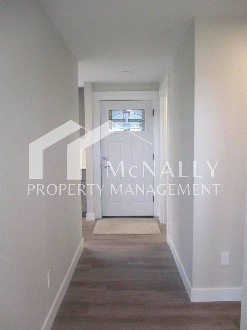 Apartment for rent at 5401 N Court St, Tacoma, WA 98407