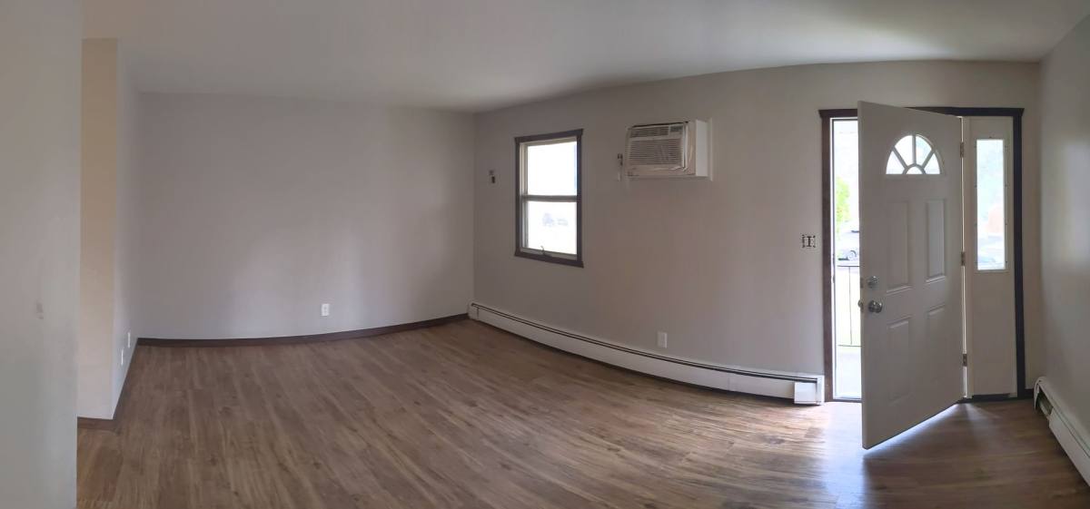 Apartment for rent at 207 11th Ave NE, Austin, MN 55912