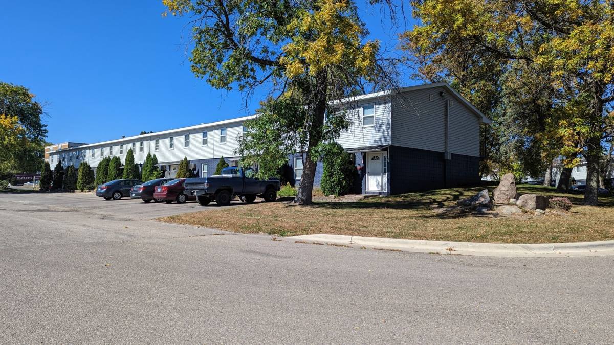 Apartment for rent at 229 11th Ave NE, Austin, MN 55912