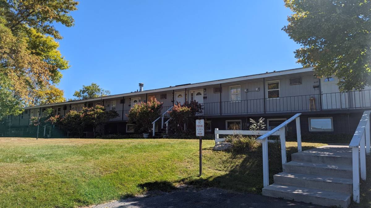 Apartment for rent at 229 11th Ave NE, Austin, MN 55912