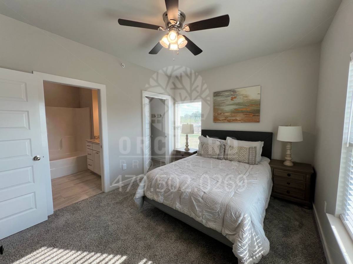 Apartment for rent at 100 Bill Hegeman Blvd, H, Conway, AR 72032