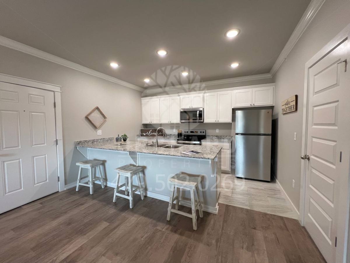 Apartment for rent at 100 Bill Hegeman Blvd, H, Conway, AR 72032