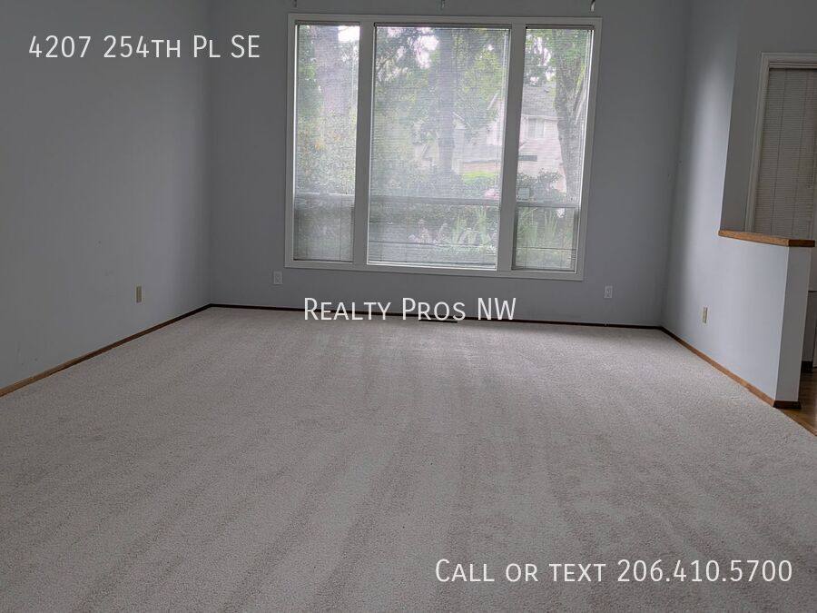 House for rent at 4207 254th Place SE, Issaquah, WA 98029