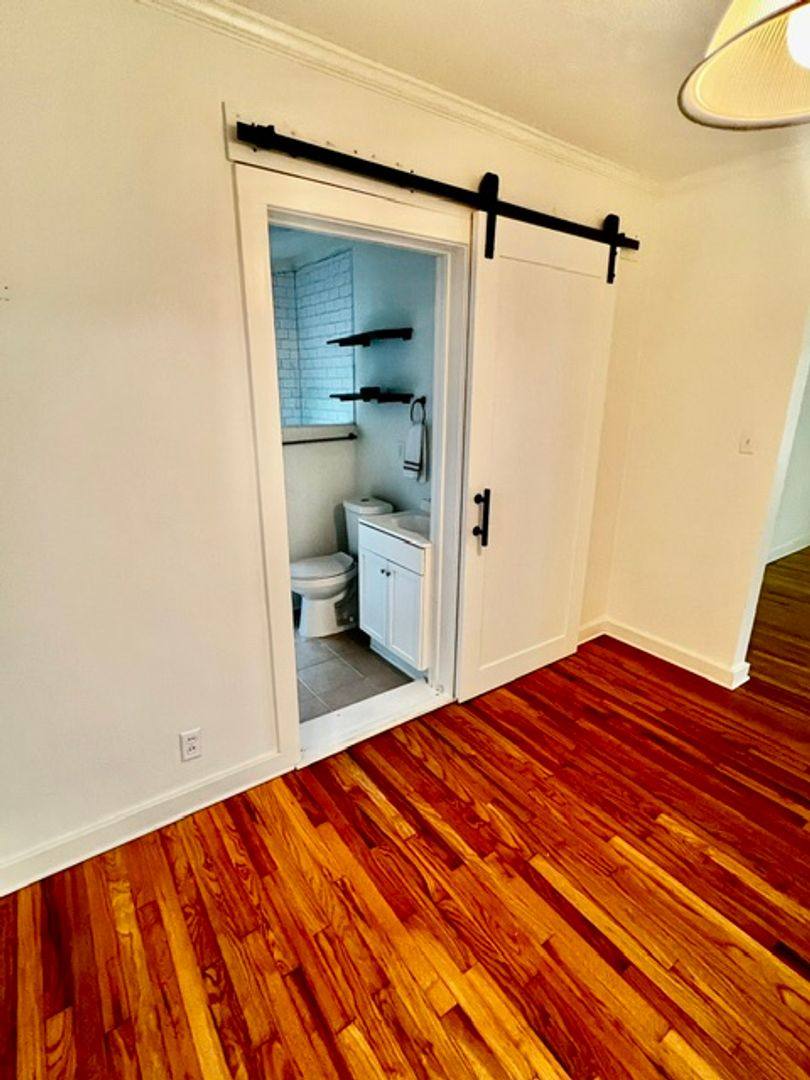 House for rent at 107 Esplanade Ave, Mobile, AL 36606