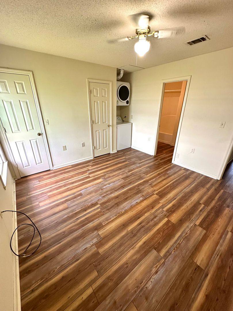 Apartment for rent at St Charles Apartment, 232 Lanier Dr, Statesboro, GA 30458