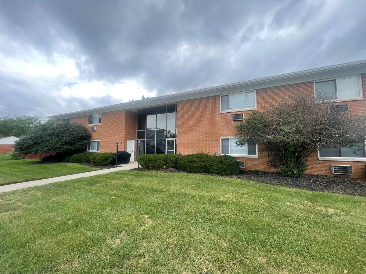 Apartment for rent at 3101 Bromley Place, Dayton, OH 45420