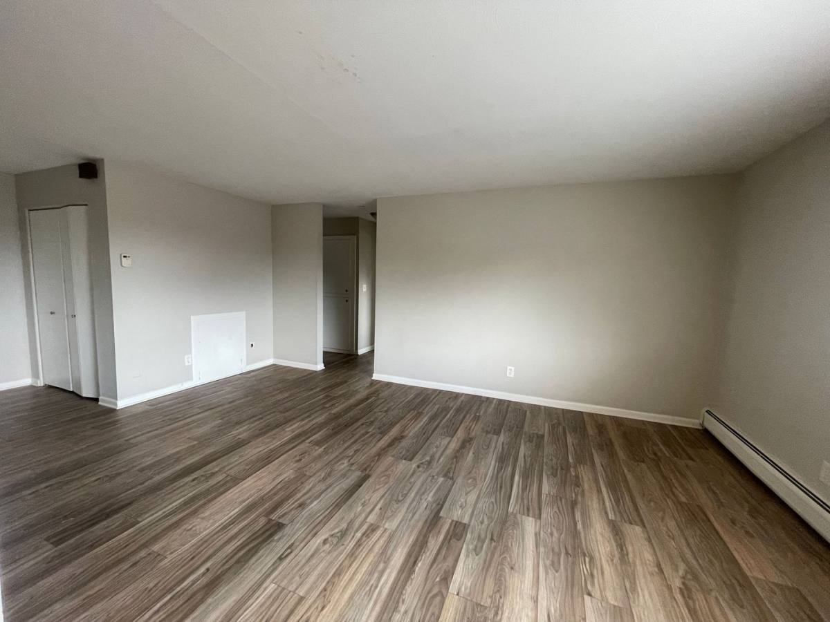 Apartment for rent at 3101 Bromley Place, Dayton, OH 45420