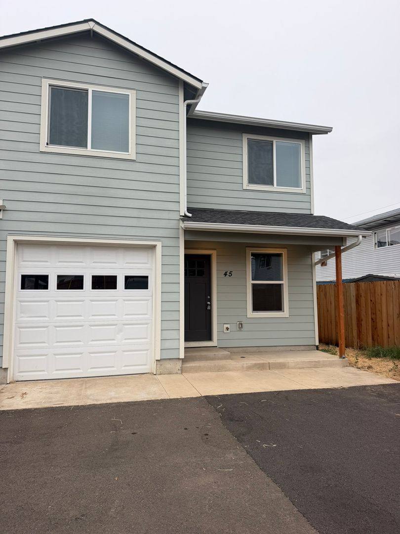 Apartment for rent at 45 Hobbs St, Lebanon, OR 97355