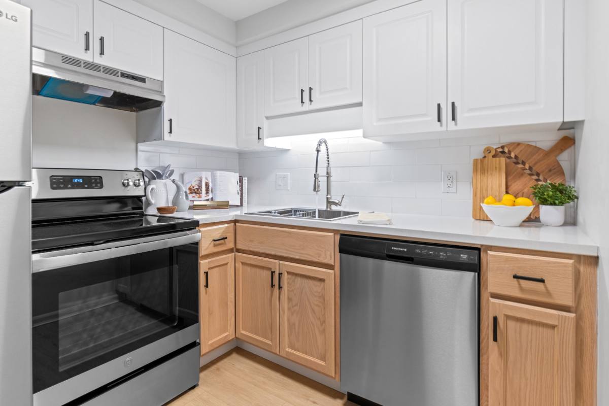 Apartment for rent at 7300 Cedarpost Rd, Liverpool, NY 13088