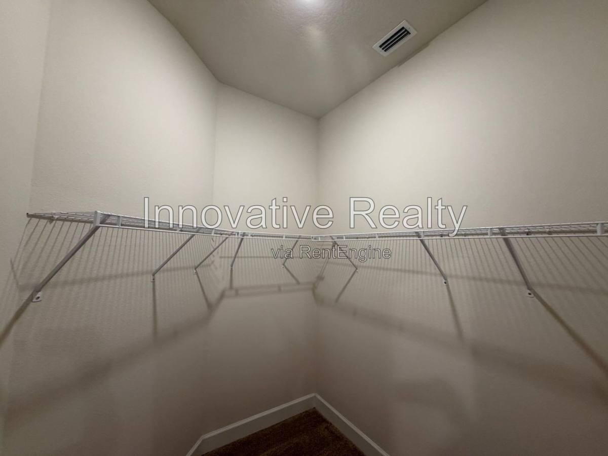 House for rent at 2313 Angel Fish Loop, Leesburg, FL 34748
