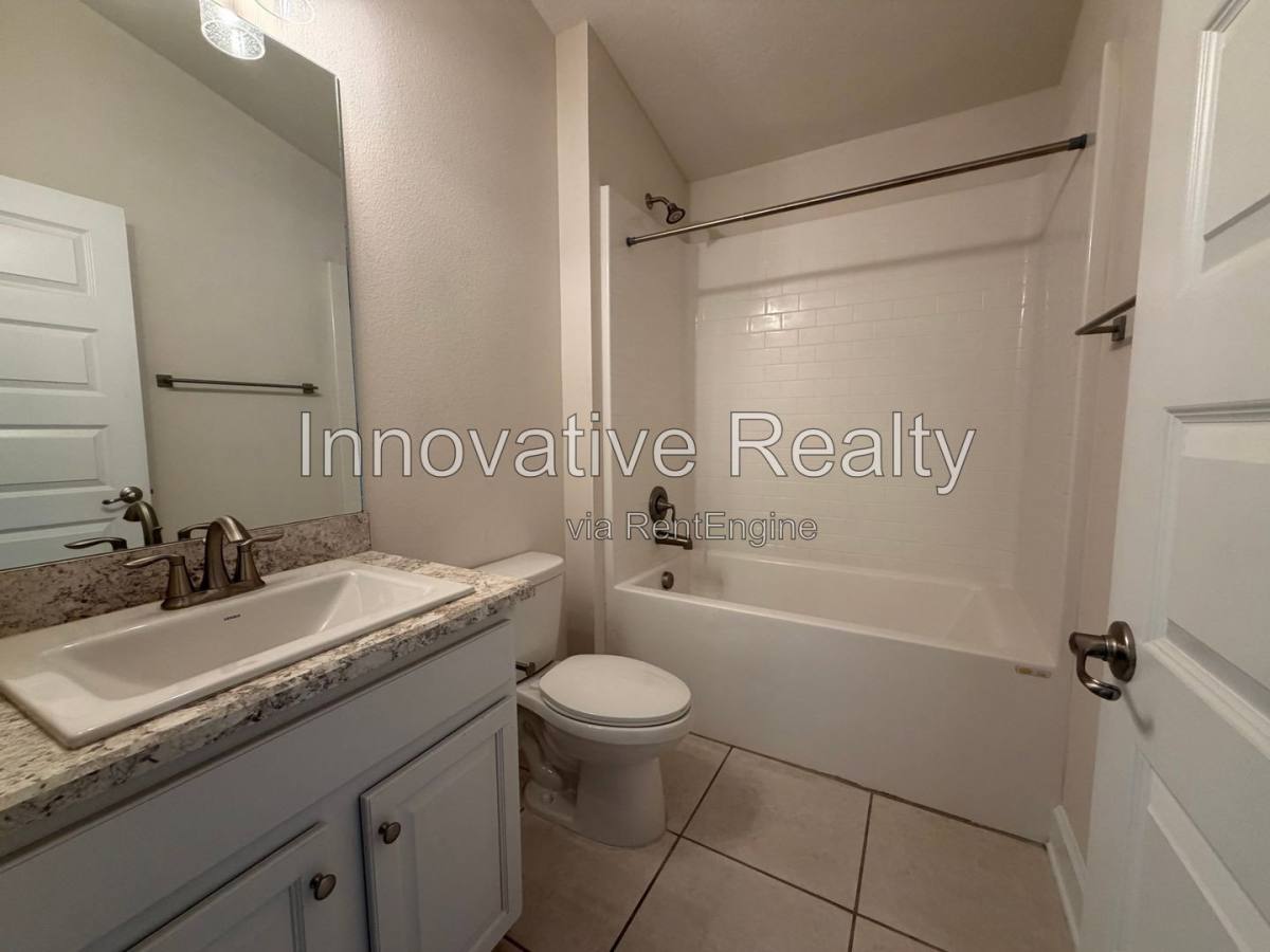 House for rent at 2313 Angel Fish Loop, Leesburg, FL 34748