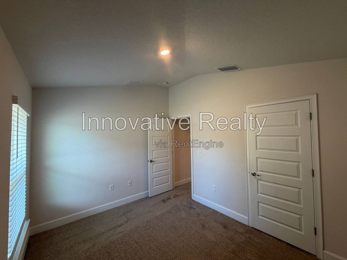House for rent at 2313 Angel Fish Loop, Leesburg, FL 34748