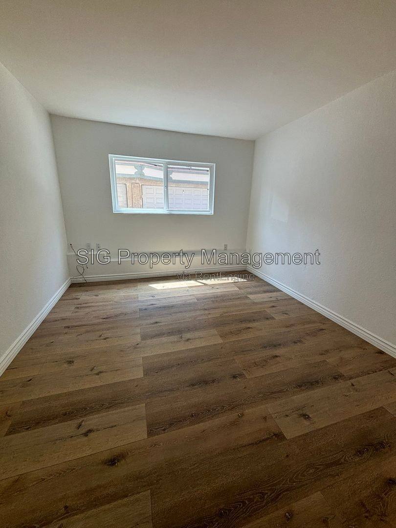 Apartment for rent at 10635 Sherman Grove Ave #8, Sunland, CA 91040