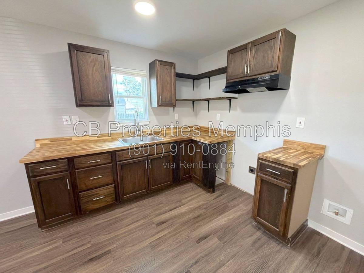 House for rent at 2573 Tutwiler Ave, Memphis, TN 38112