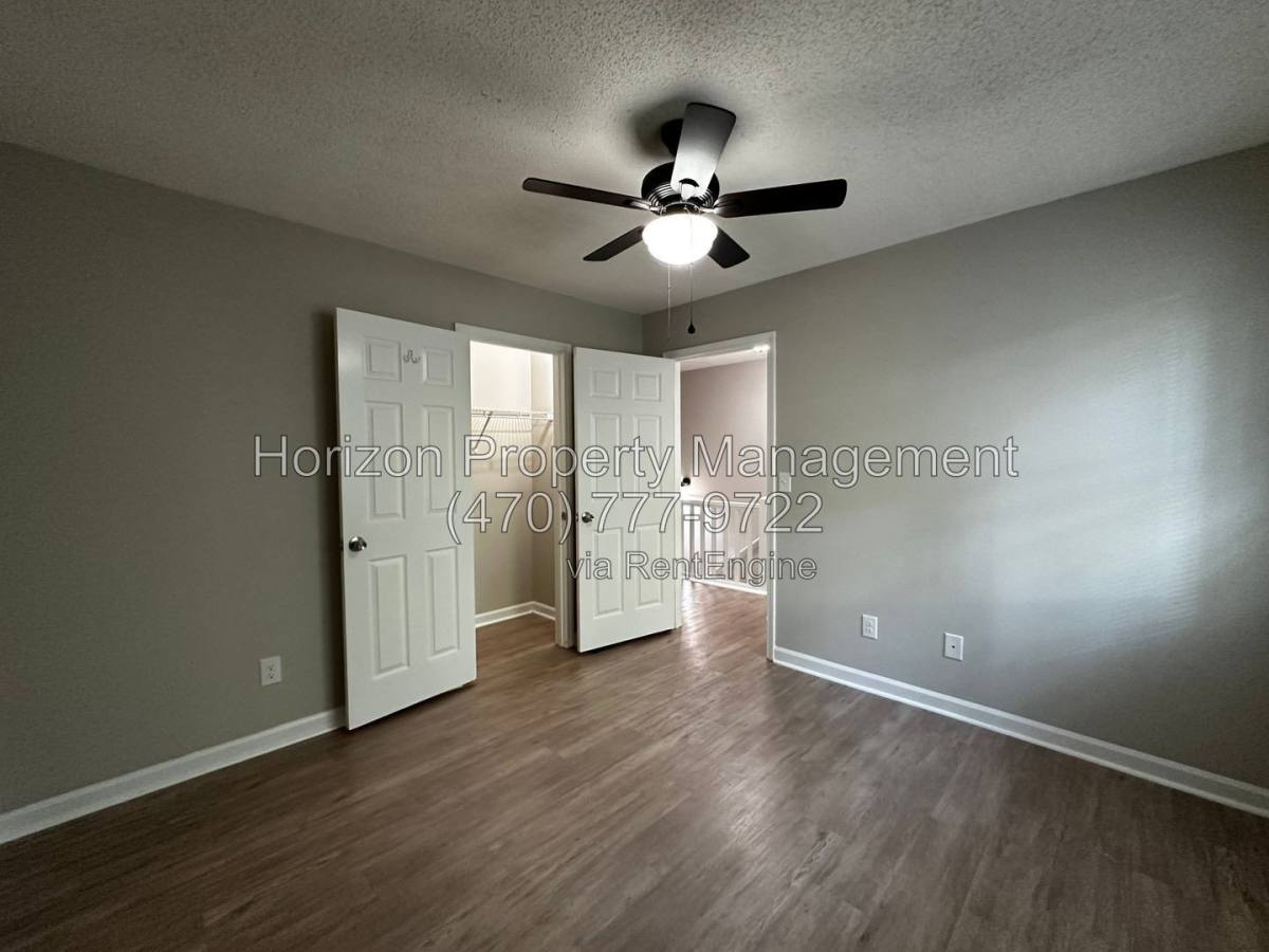 Apartment for rent at 4078 Hidden Hollow Dr #B, Gainesville, GA 30506