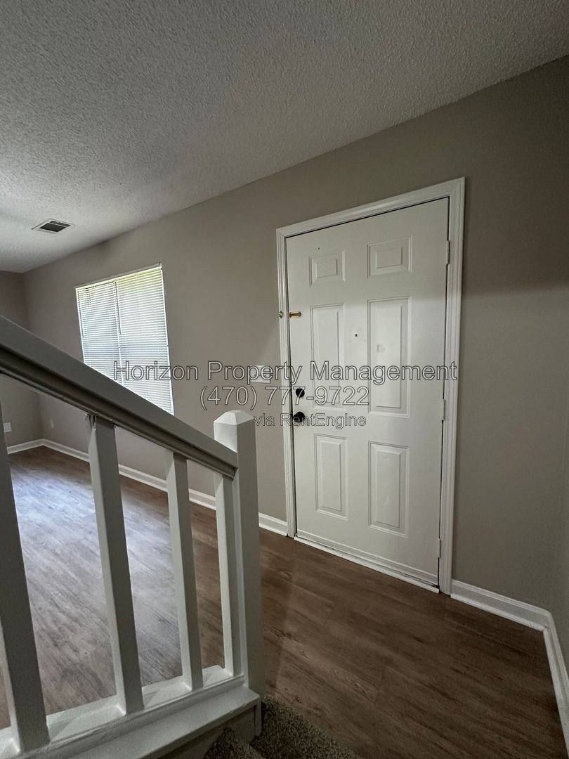 Apartment for rent at 4078 Hidden Hollow Dr #B, Gainesville, GA 30506