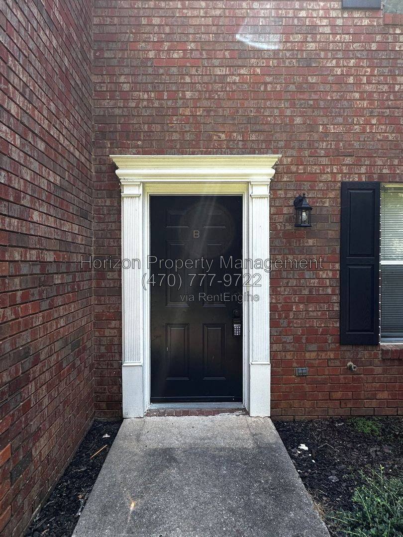 Apartment for rent at 4078 Hidden Hollow Dr #B, Gainesville, GA 30506