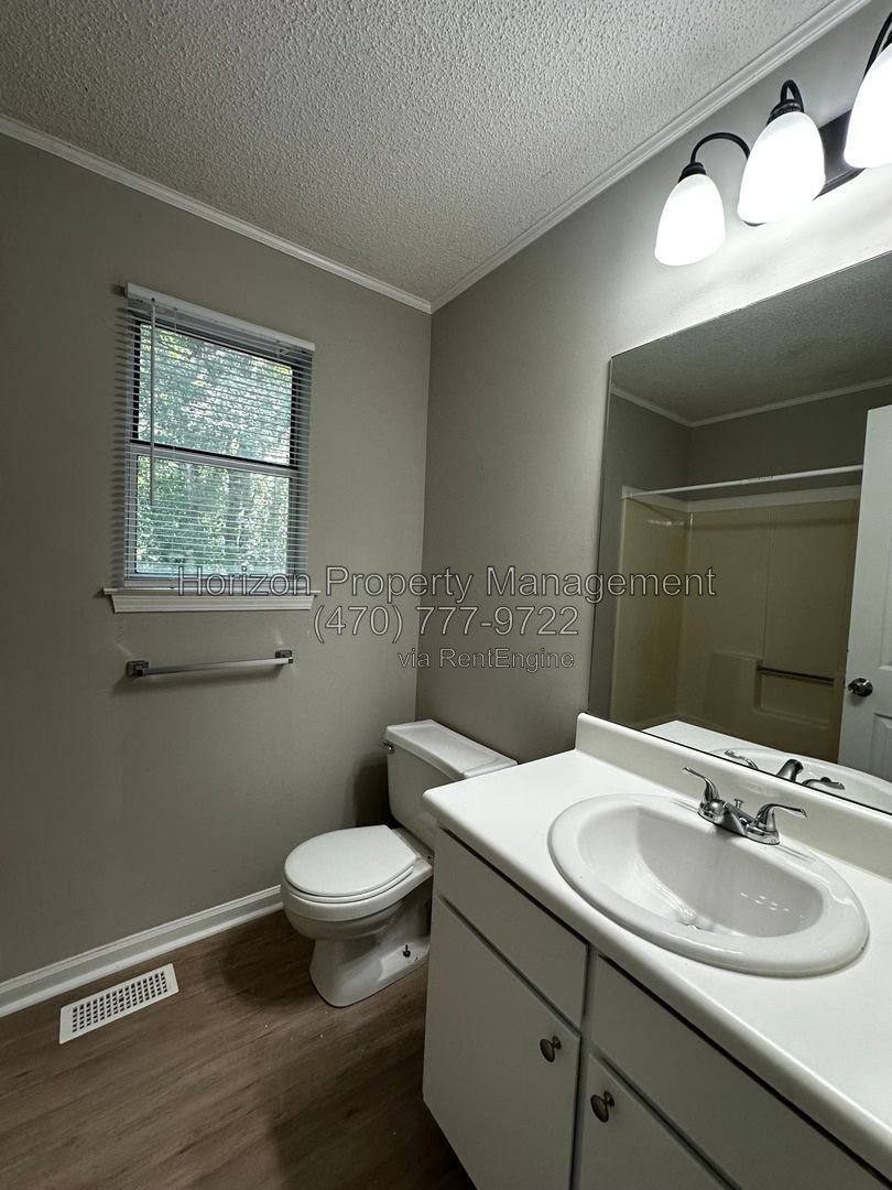 Apartment for rent at 4078 Hidden Hollow Dr #B, Gainesville, GA 30506