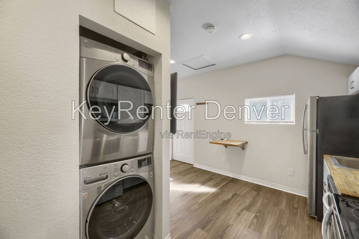 House for rent at 2072 Emporia St, Aurora, CO 80010