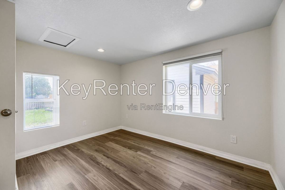 House for rent at 2072 Emporia St, Aurora, CO 80010