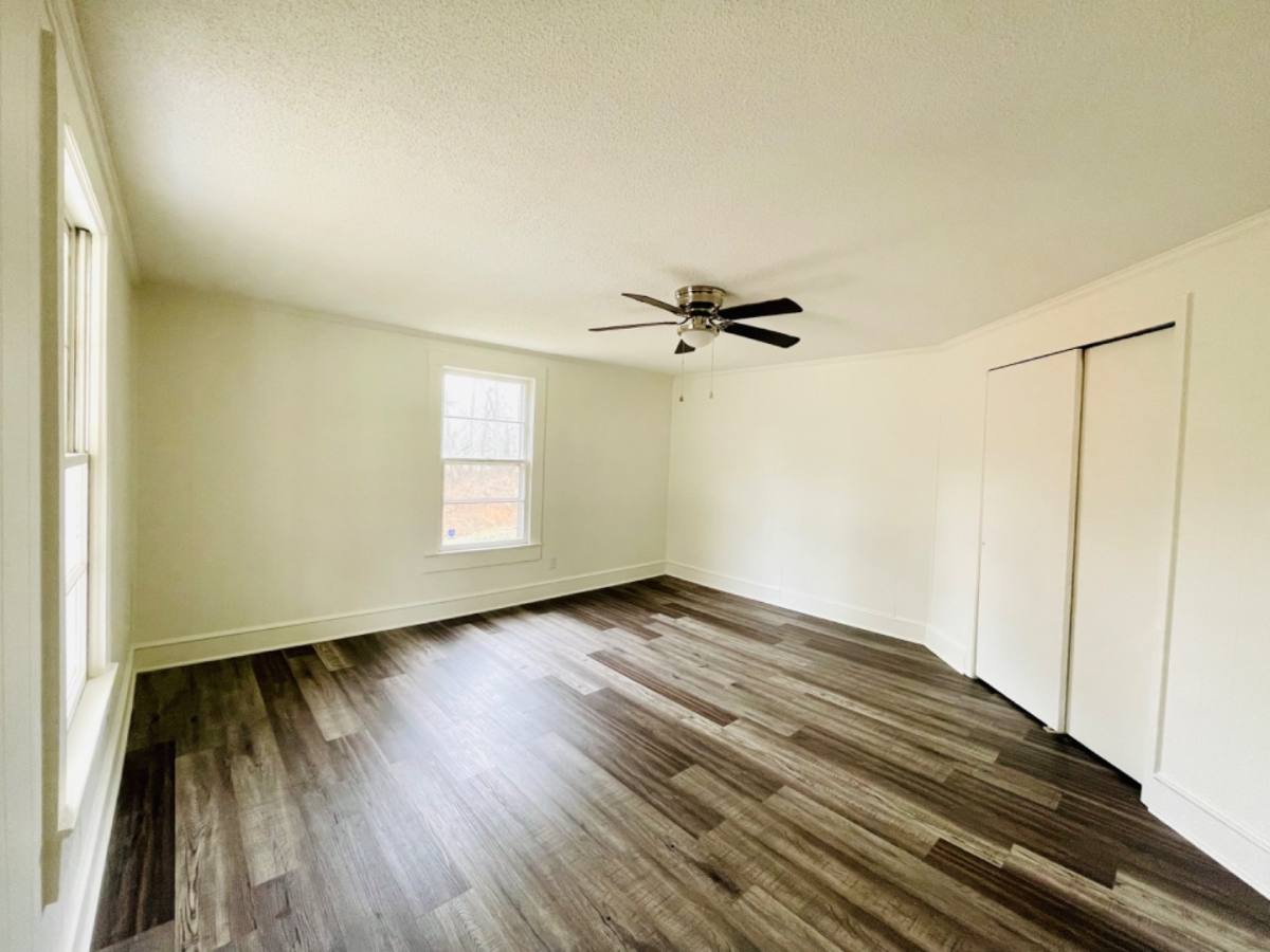 House for rent at 390 Farley St, Spartanburg, SC 29303